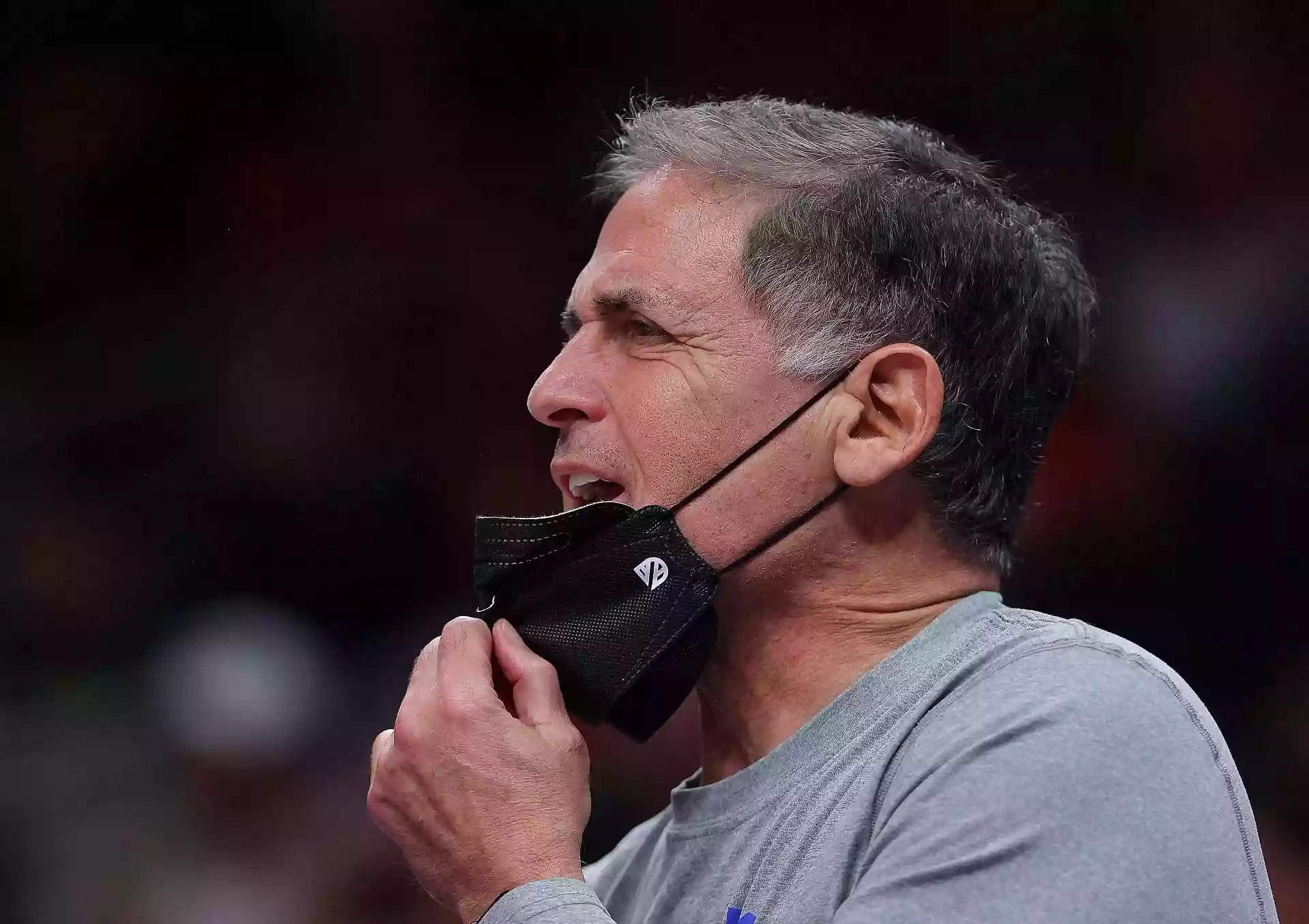 Владелец Dallas Mavericks Марк Кьюбан отрицает торговые переговоры с участием Кайри Ирвинга